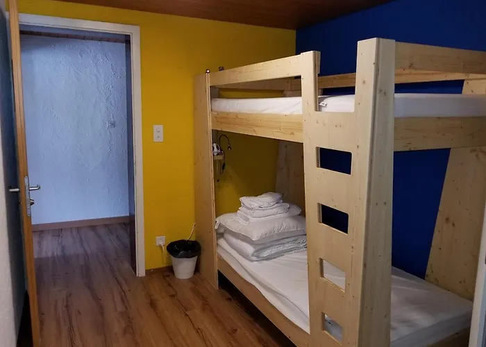 因特拉肯市中心旅舍 * 因特拉肯