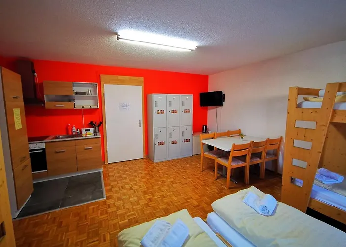 因特拉肯市中心旅舍 * 因特拉肯