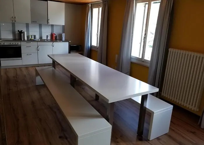 Downtown Hostel Ιντερλάκεν