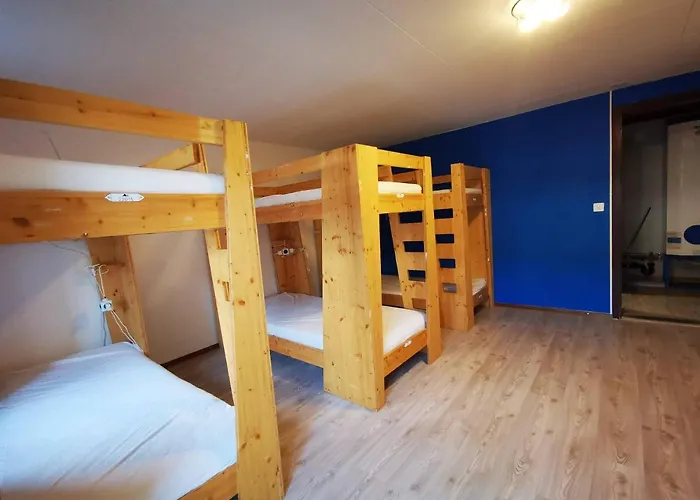 Hostel Downtown Ιντερλάκεν