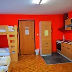 Downtown Hostel *