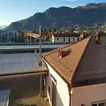 Downtown Hostel *